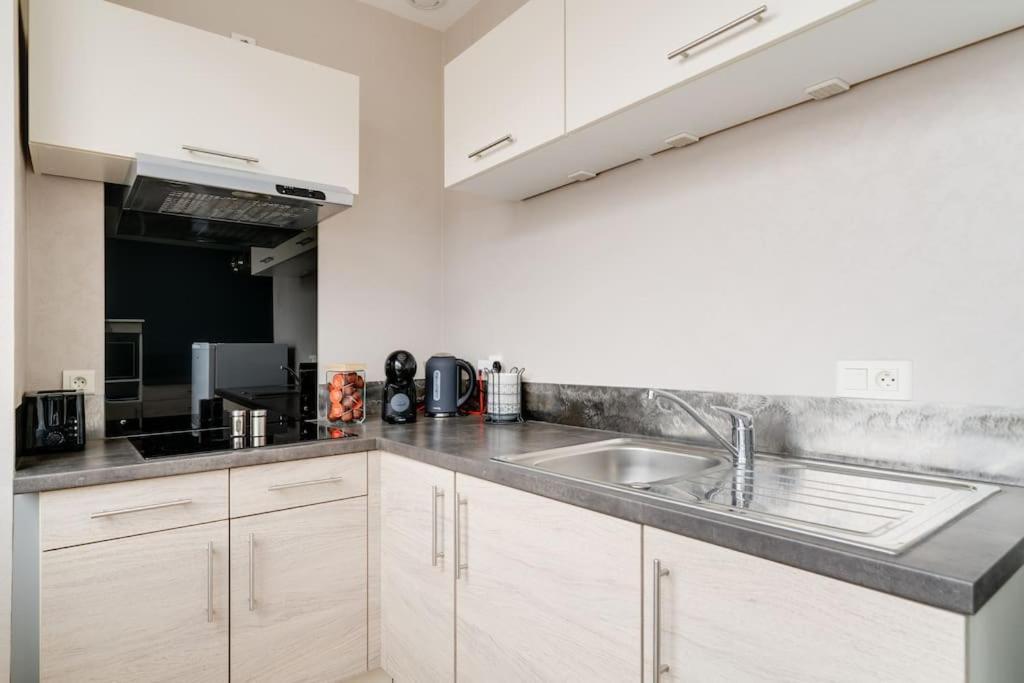 Superbe Appartement A Une Minute A Pied De La Gare Épinal Buitenkant foto