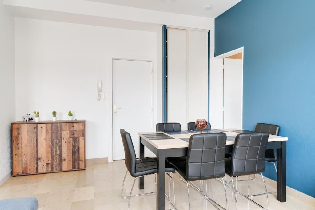 Superbe Appartement A Une Minute A Pied De La Gare Épinal Buitenkant foto